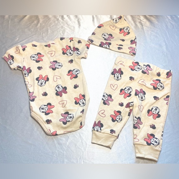 BABY GIRL DISNEY BUNDLE 3-6MO - Picture 10 of 13